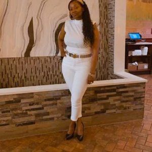 Meet your Posher, Henrietta